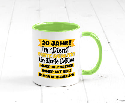 20 Jahre im Dienst | Jubiläum Arbeit v8 Geschenkidee Kollegen Büro Humor Tasse