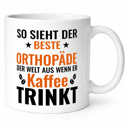Kaffee trinkt: Orthopäde | Orthopädie Geschenk Humor Geschenkidee lustiger