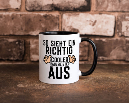 Richtig cooler Bademeister | Daumen hoch Schwimmbad lustig Humor Geschenkidee