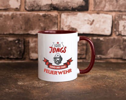 Echte Jungs sind bei der Feuerwehr | Feuerwehrmann lustiger Spruch Geschenk Tasse