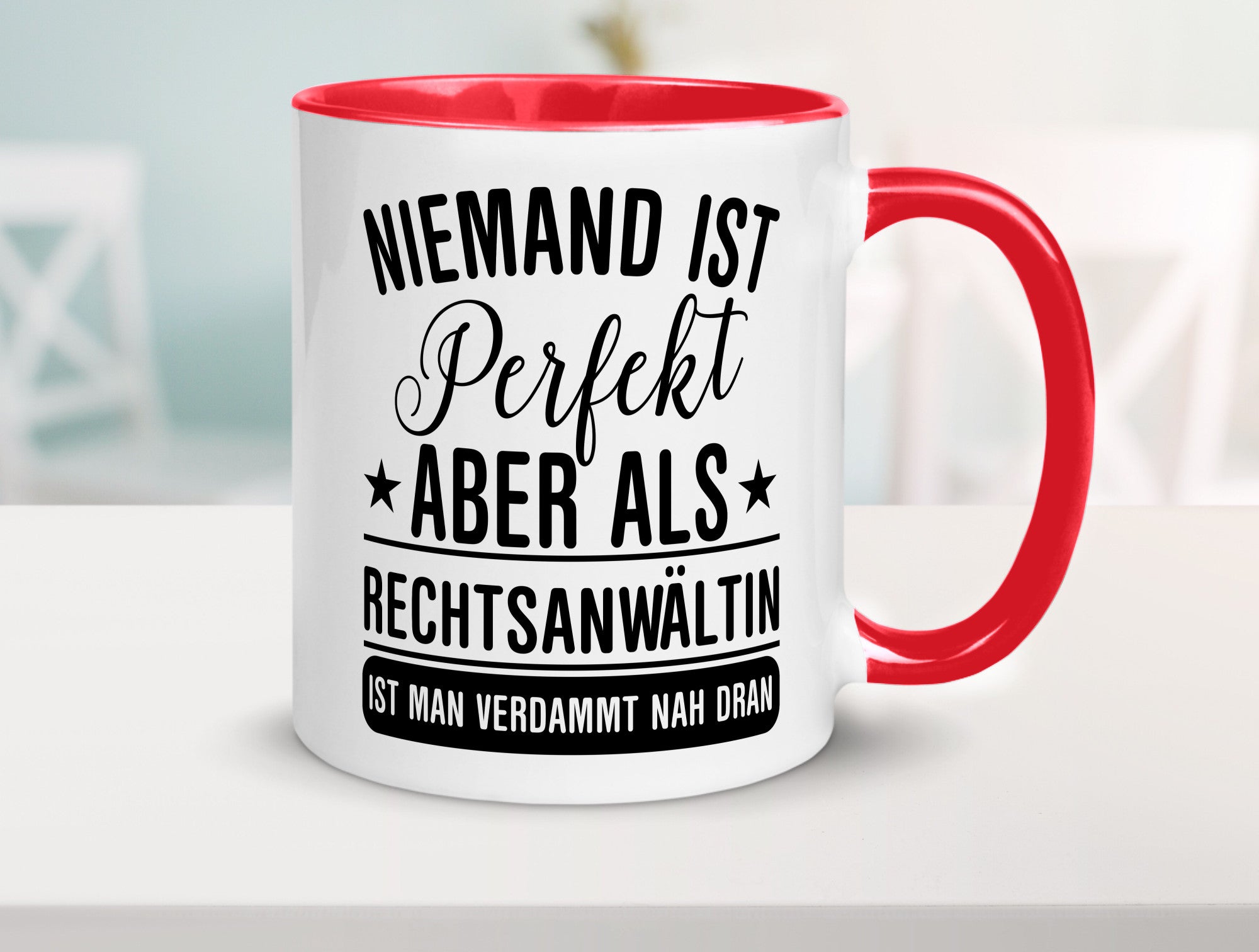 Verdammt nah dran: Rechtsanwältin | Jurstin Anwältin lustiger Spruch Geschenk