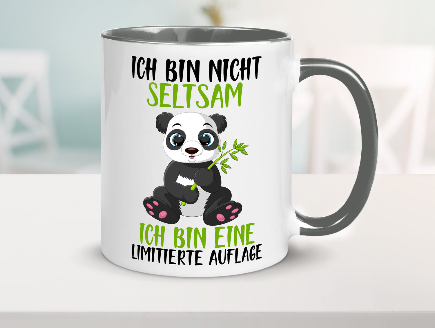 Ich bin nicht seltsam | süßer Pandabär lustiger Spruch Humor Geschenkidee Tasse