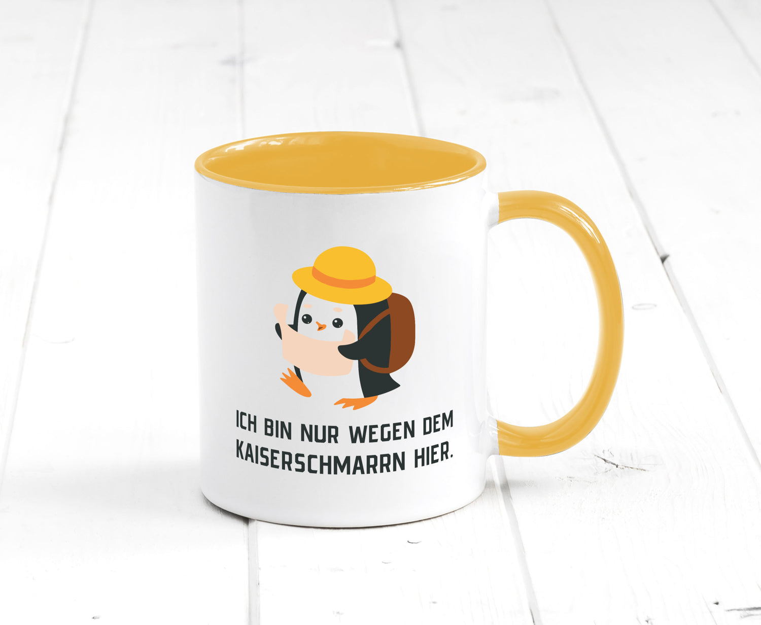 Ich bin nur wegen dem Kaiserschmarrn hier | Pinguin Geschenkidee Humor Tasse