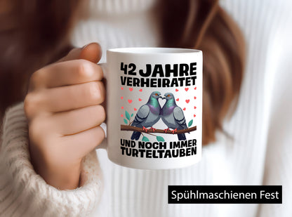 42 Jahre verheiratet | Turteltauben Ehe Ehepaar lustig Humor Geschenkidee
