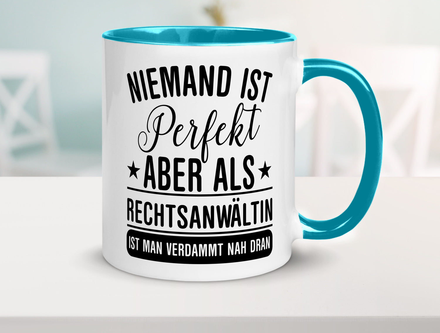 Verdammt nah dran: Rechtsanwältin | Jurstin Anwältin lustiger Spruch Geschenk