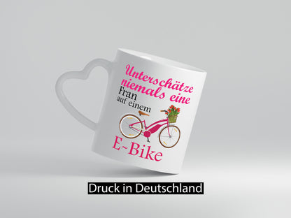 Never Underestimate a Woman | E-Bike Sport Cycling funny Humor
