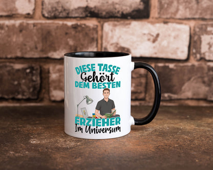 Im Universum: Erzieher | Pädagoge Schule lustig Humor Geschenkidee Geschenk