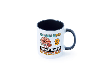 9 Dienstjahre | Arbeit Kompetent Humor Kollegen Büro Geschenkidee Tasse
