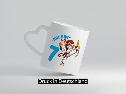 Ich bin 7 | 7. Geburtstag Karate Kampfsport Affe Humor Geschenkidee Tasse