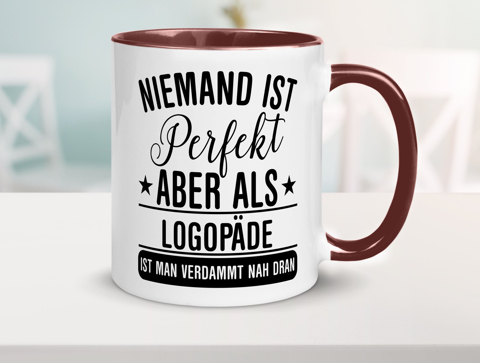 Verdammt nah dran: Logopäde | Sprachtherapie lustig Humor Geschenkidee Geschenk