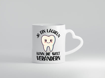 Ein lächeln kann die welt verändrn | Zahnarzt Geschenkidee Humor Tasse