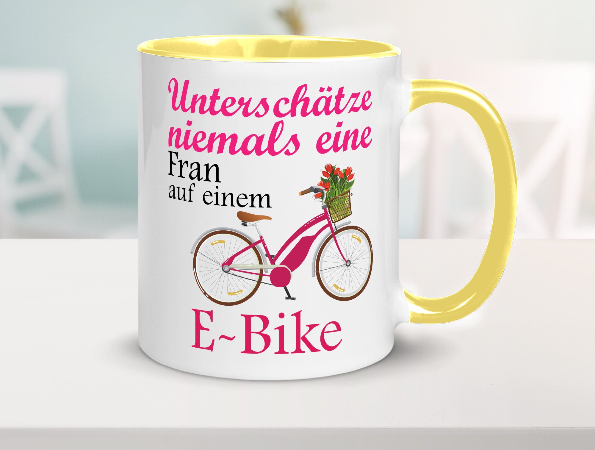 Unterschätze niemals eine Frau | E-Bike Sport Rad fahren lustig Humor