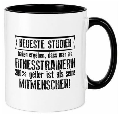 Neuste Studien: Fitnesstrainerin | Trainerin Sport lustig Humor Geschenkidee Tasse