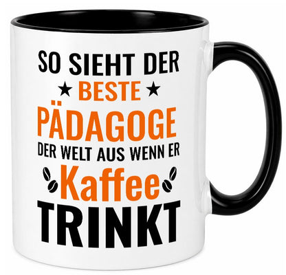 Kaffee trinkt: Pädagoge | Pädagogik Geschenk Humor Geschenkidee lustiger Spruch Tasse