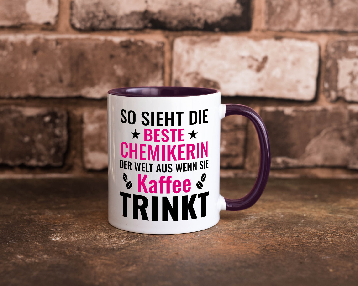 Kaffee trinkt: Chemikerin | Chemie Labor Geschenkidee Humor Tasse