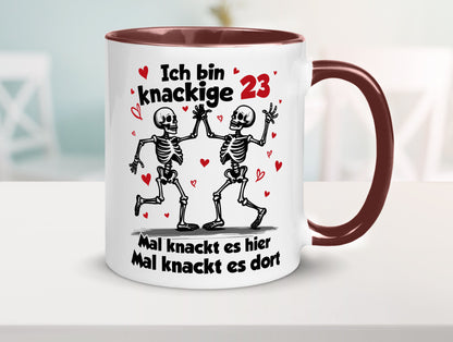 23. Geburtstag | Knackige 23 Ich bin alt lustiger Spruch Geschenk Geschenkidee