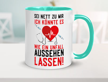Sei nett zu mir | Krankenschwester Arzt Klinik Spritze v2 lustig Humor