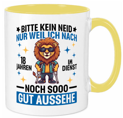 18 Jahre im Dienst | Arbeitsjubiläum Arbeit Geschenkidee Kollegen Büro Humor Tasse