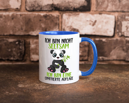 Ich bin nicht seltsam | süßer Pandabär lustiger Spruch Humor Geschenkidee Tasse