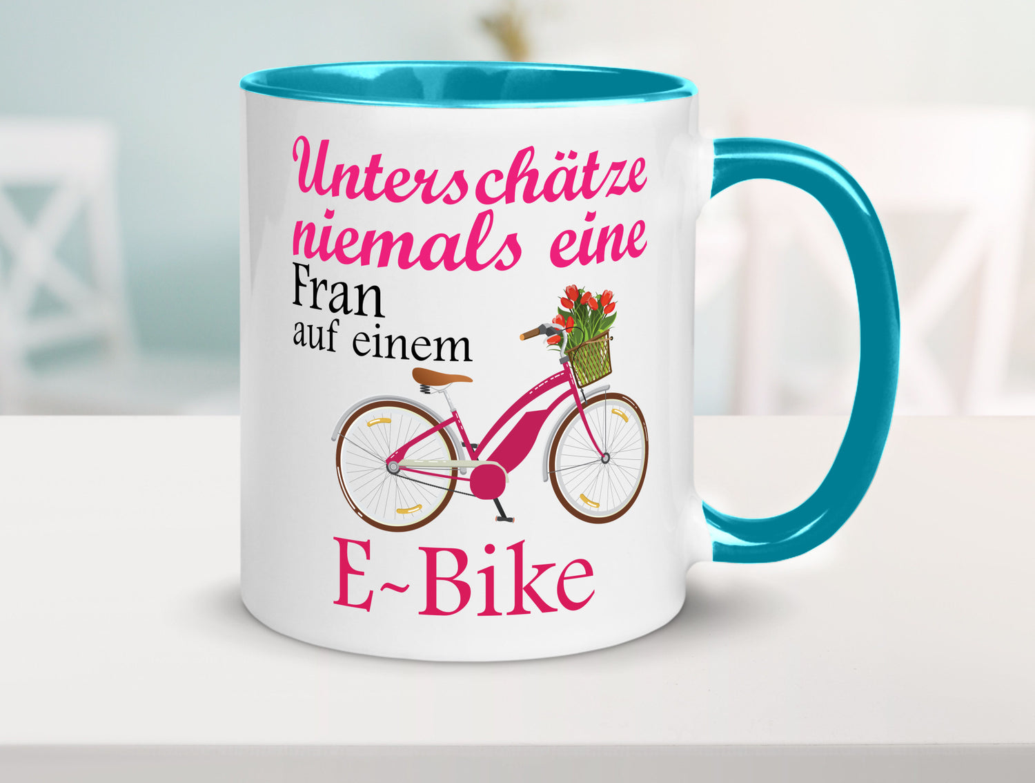 Unterschätze niemals eine Frau | E-Bike Sport Rad fahren lustig Humor