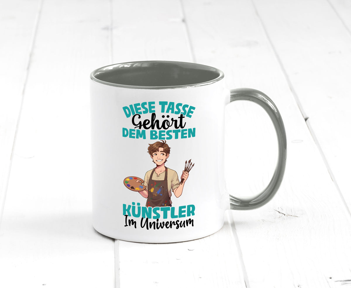 Im Universum: Künstler | Kunst Geschenkidee Humor Tasse