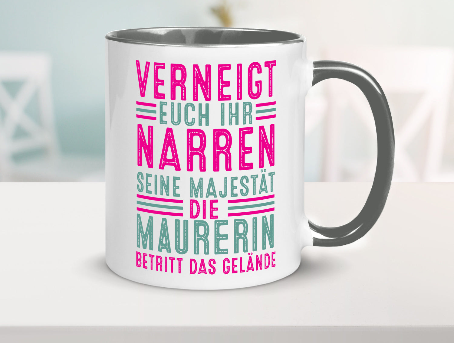 Verneigt euch: Maurerin Humor Geschenkidee Tasse