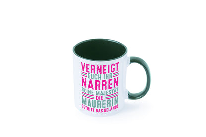 Verneigt euch: Maurerin Humor Geschenkidee Tasse