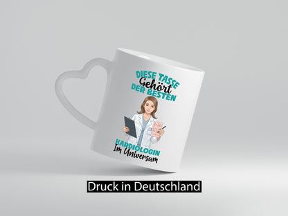 Im Universum: Kardiologin | Kardiologie Geschenkidee Humor Tasse