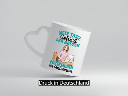 Im Universum: Erzieherin | Pädagogin Schule lustig Humor Geschenkidee Geschenk