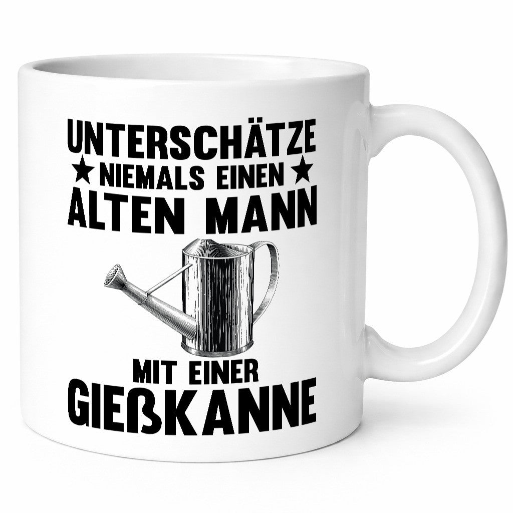 Keinen alten Mann mit Gießkanne unterschätzen | Sterne lustig Humor