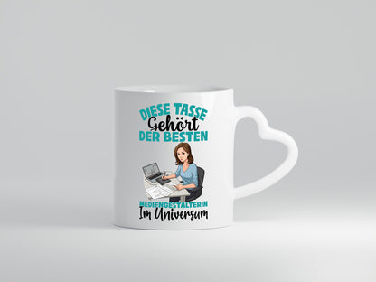 Im Universum: Mediengestalterin | Medien Geschenkidee Humor Tasse