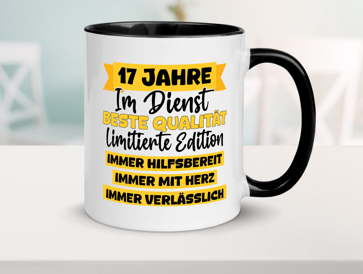 17 Jahre im Dienst | Jubiläum Arbeit v8 Humor Kollegen Büro Geschenkidee Tasse