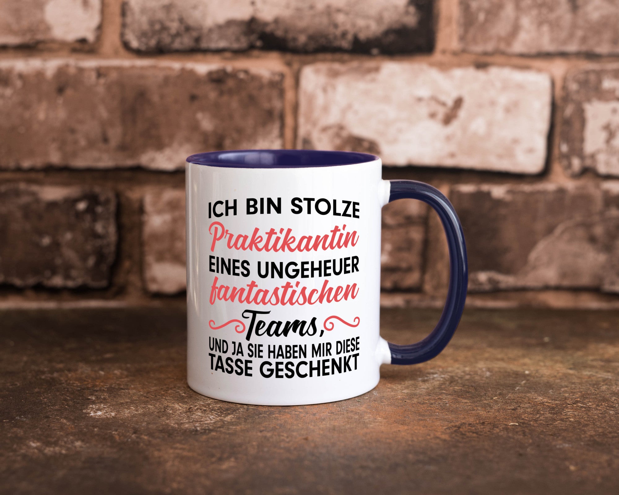 Stolze Praktikantin | Arbeitswelt Tasse Praktikum Geschenk Arbeit Kollegen Büro