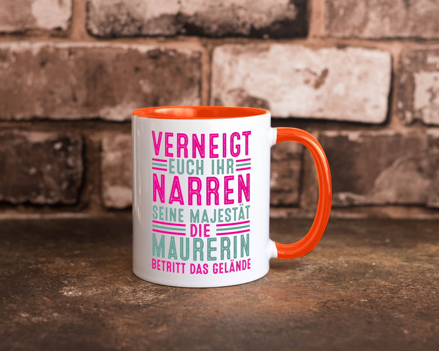 Verneigt euch: Maurerin Humor Geschenkidee Tasse