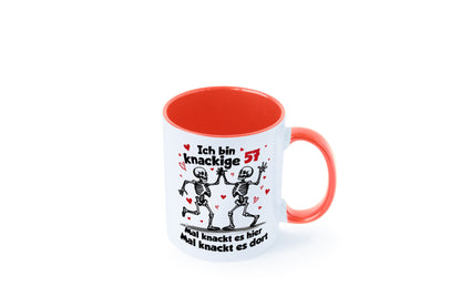 57. Geburtstag | Knackige 57 Ich bin alt lustig Geschenkidee Geschenk Tasse