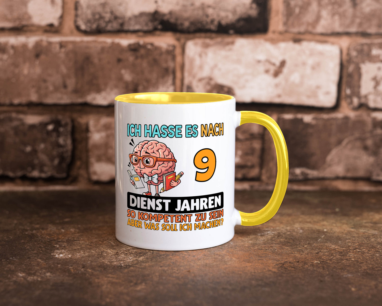 9 Dienstjahre | Arbeit Kompetent Humor Kollegen Büro Geschenkidee Tasse