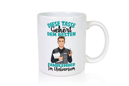 Im Universum: Fahrlehrer | Fahrschule lustig Humor Geschenkidee Geschenk Tasse