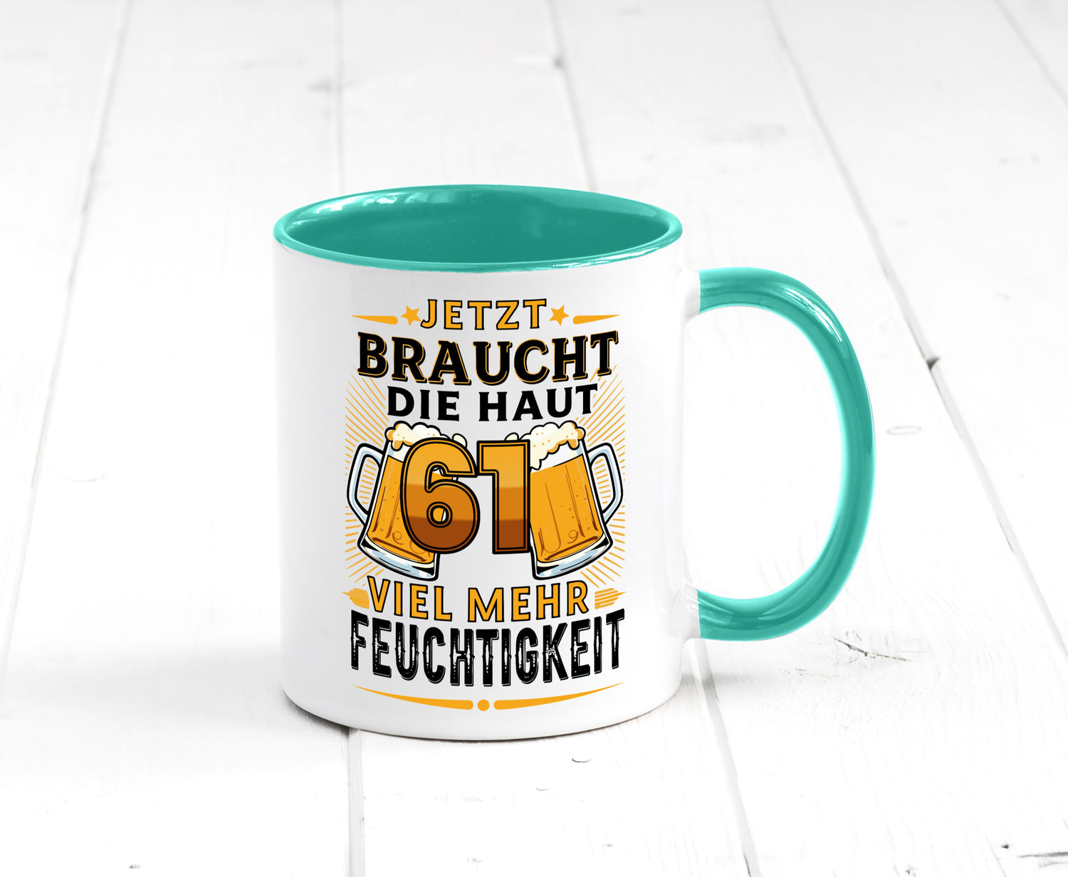 61 braucht die haut mehr Feuchtigkeit | 61. Geburtstag Geschenkidee Humor Tasse