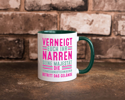 Verneigt euch: Vermessungstechnikerin | Techniker Humor Geschenkidee Tasse