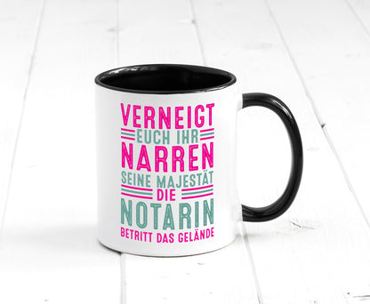 Verneigt euch: Notarin | Juristin lustig Humor Geschenkidee Geschenk Tasse