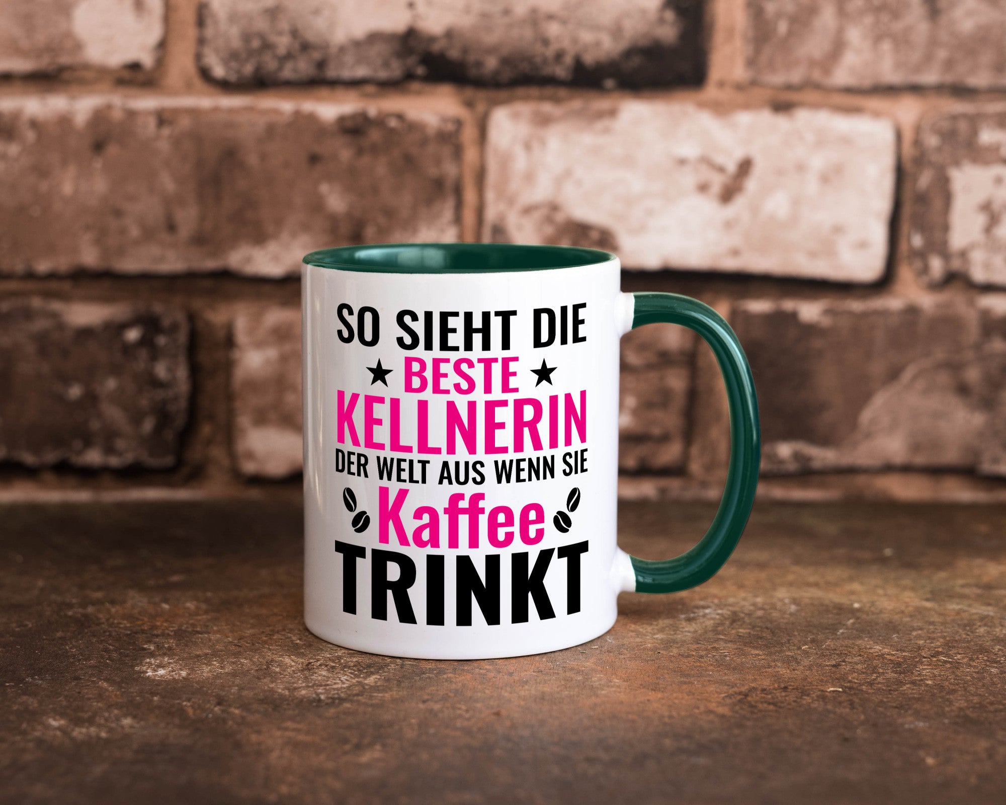Kaffee trinkt: Kellnerin | Beruf kellnern Bedienung Humor Arbeit Kollegen Büro