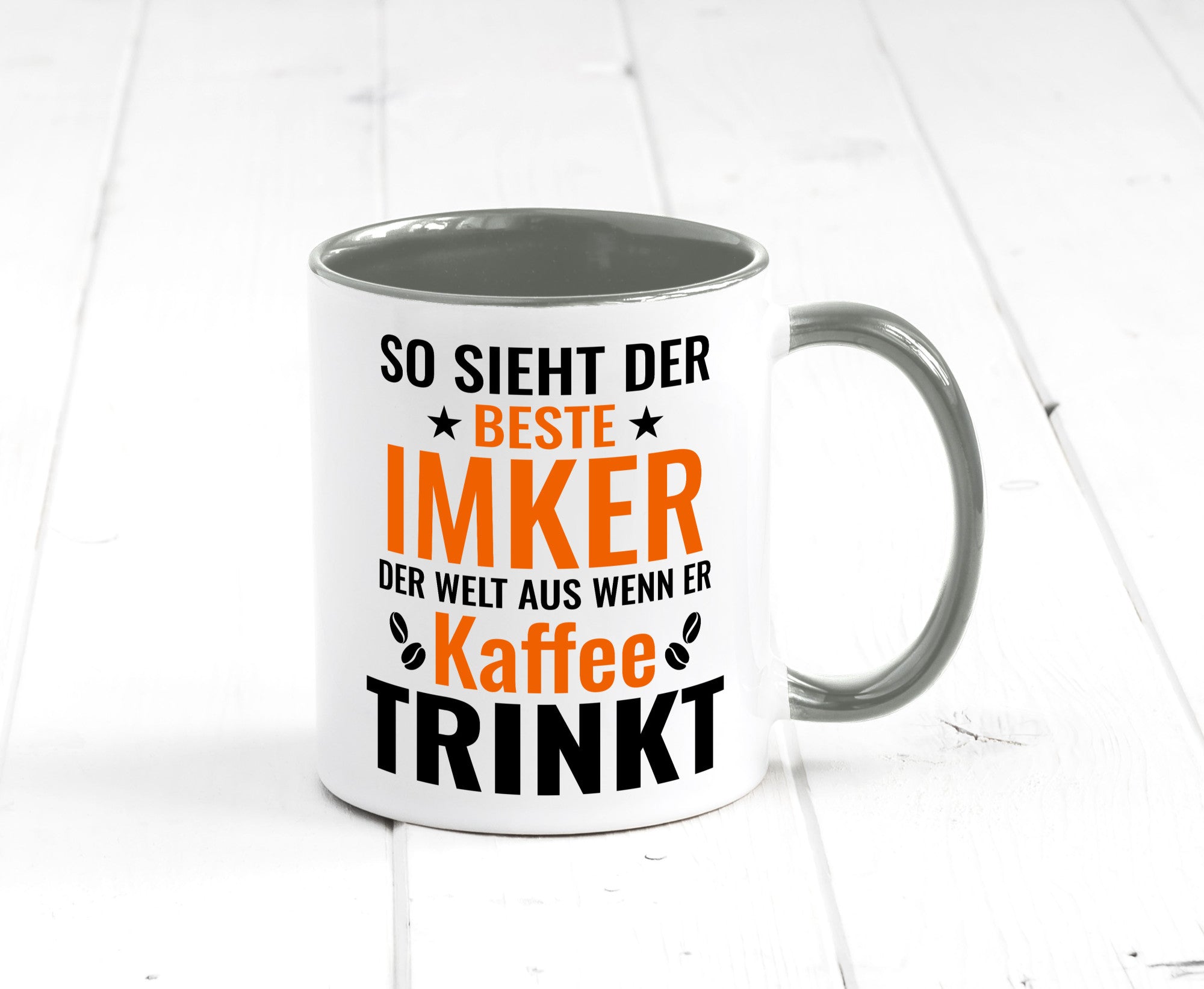 Kaffee trinkt: Imker | Imkerei lustiger Spruch Geschenk Humor Geschenkidee Tasse