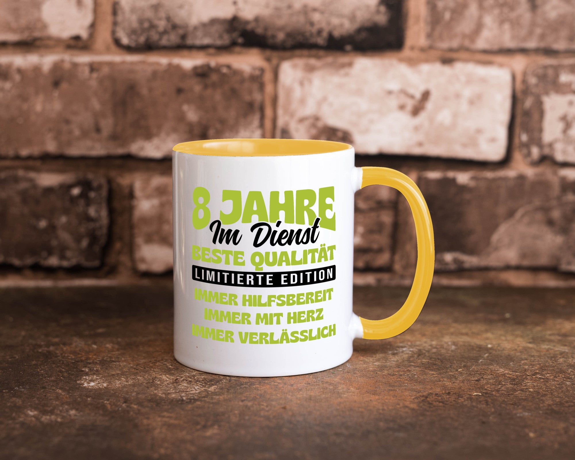 8 Jahre im Dienst | Jubiläum Arbeit v4 lustig Kollegen Büro Geschenk Tasse