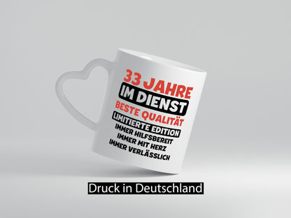 33 Jahre im Dienst | Jubiläum Arbeit v3 Geschenkidee Kollegen Büro Humor Tasse