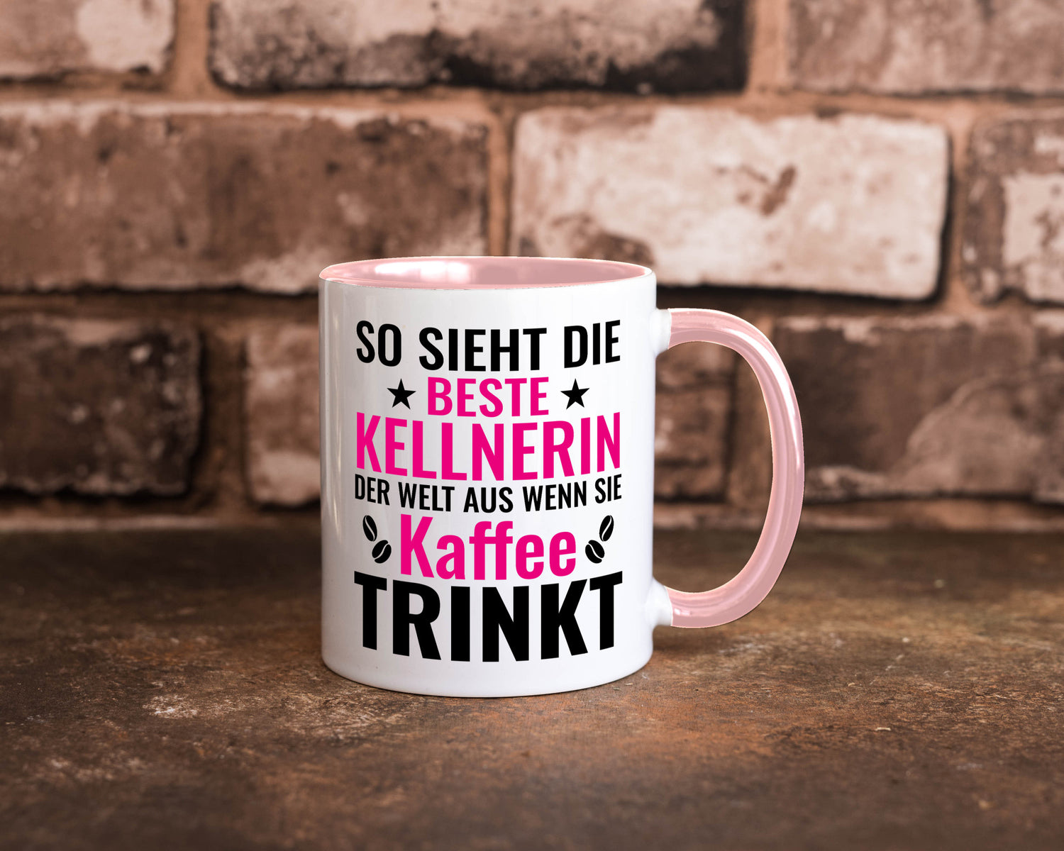 Kaffee trinkt: Kellnerin | Beruf kellnern Bedienung Humor Arbeit Kollegen Büro