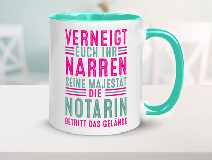 Verneigt euch: Notarin | Juristin lustig Humor Geschenkidee Geschenk Tasse