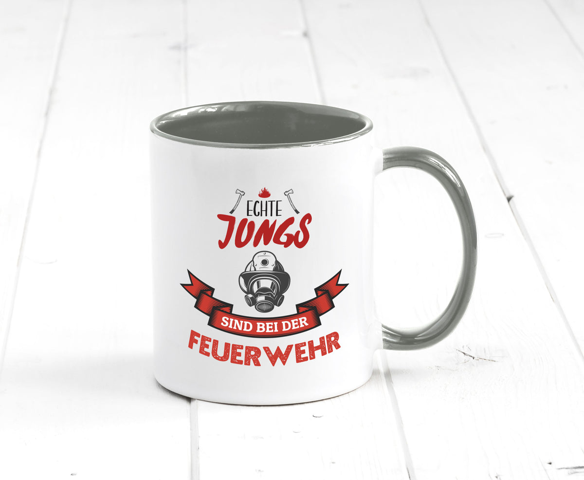 Echte Jungs sind bei der Feuerwehr | Feuerwehrmann lustiger Spruch Geschenk Tasse