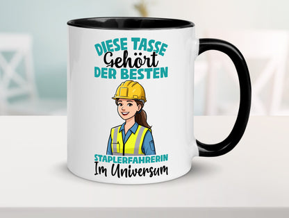 Im Universum: Staplerfahrerin | Gabelstapler Humor Geschenkidee Tasse