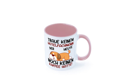 Traue keinem Hotelfachmann |Hotel lustig Humor Geschenkidee Geschenk Tasse