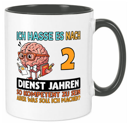 2 Dienstjahre | Arbeit Kompetent lustig Kollegen Büro Geschenk Tasse
